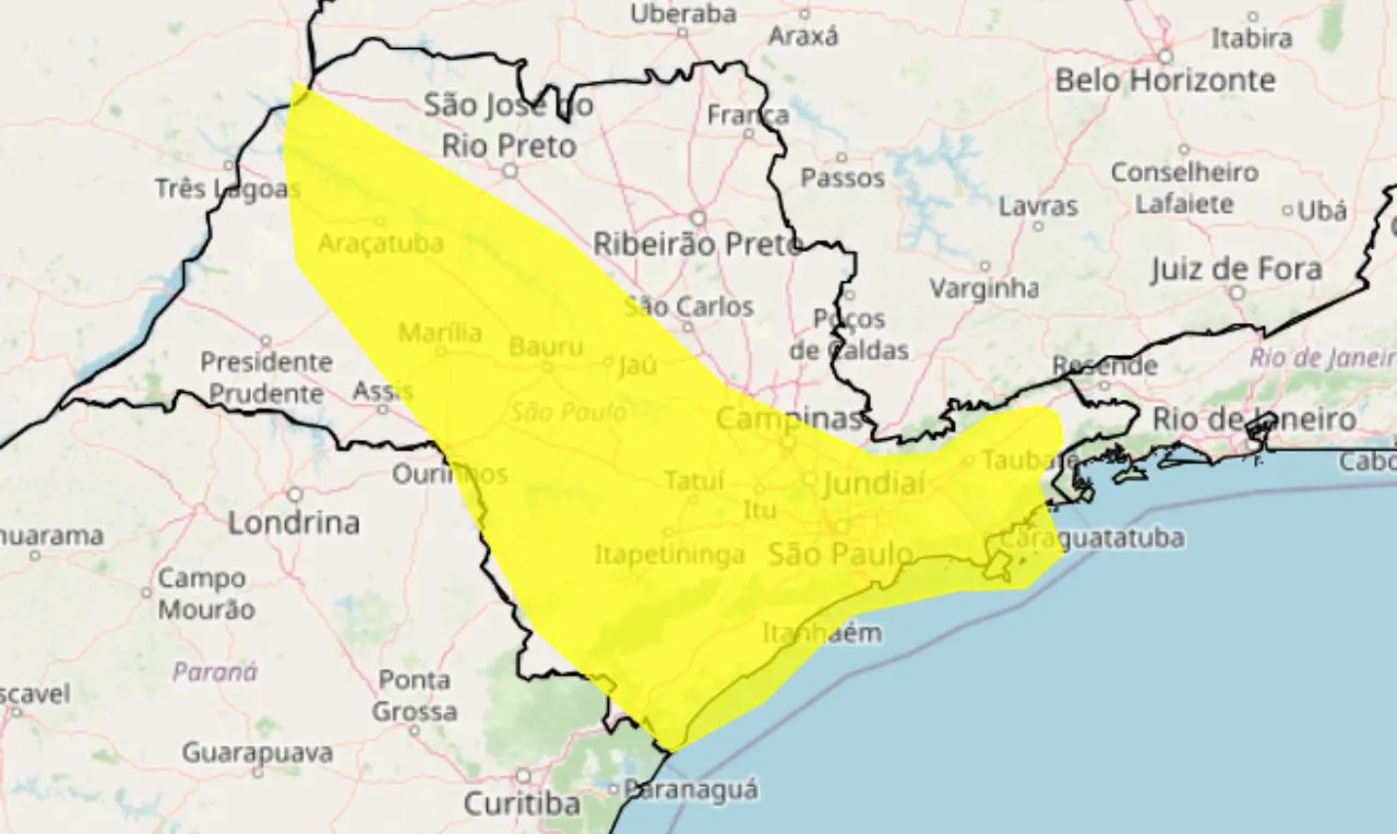 O mapa mostra às áreas em alerta para chuva intensa em partes de SP e PR